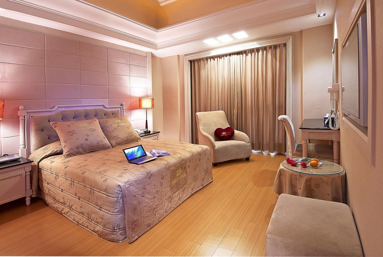 Zhi Baishan Motel Zhunan Exterior photo